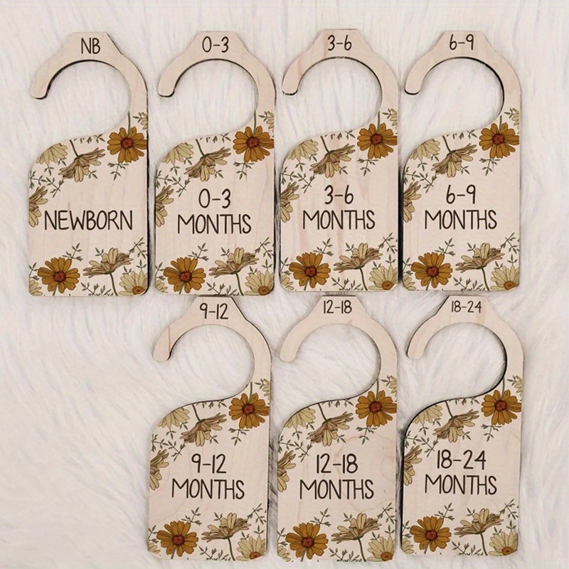 Baby Nursery Vintage - 7pcs Vintage Daisy Baby Wood Closet