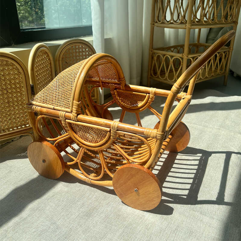 Woven Rattan Baby Stroller Vin - Baby Nursery Vintage recension och pris